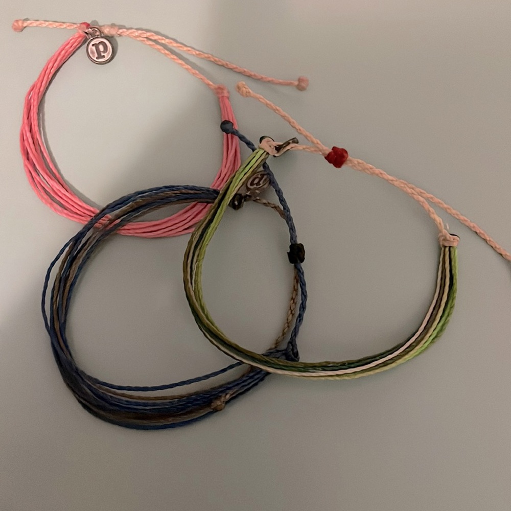 3 puravida bracelets